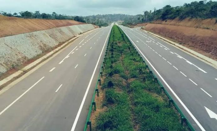 routes qui vont transformer les déplacements au Cameroun