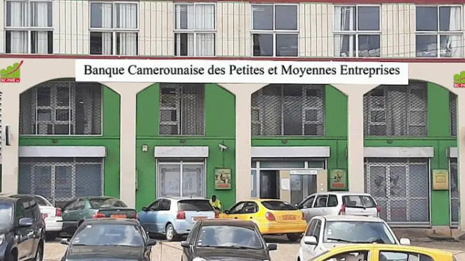 Banque Camerounaise des Petites et Moyennes Entreprises Banque Camerounaise des Petites et Moyennes Entreprises