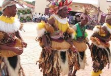 Le BendSkin : origine, histoire et pas de danse du rythme emblématique de l’Ouest du Cameroun Bendskin danse Cameroun