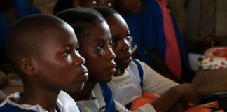 Tout savoir sur le Complexe Scolaire Bilingue Magny Complexe Scolaire billingue au cameroun salle de classe 2