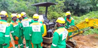 Conducteur d’Engins au Cameroun : formation, salaire, écoles, missions, emploi et opportunités Conducteur d’Engins au Cameroun