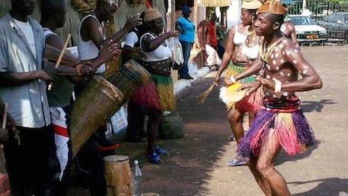 Danse Bafia Danse Bafia cameroun