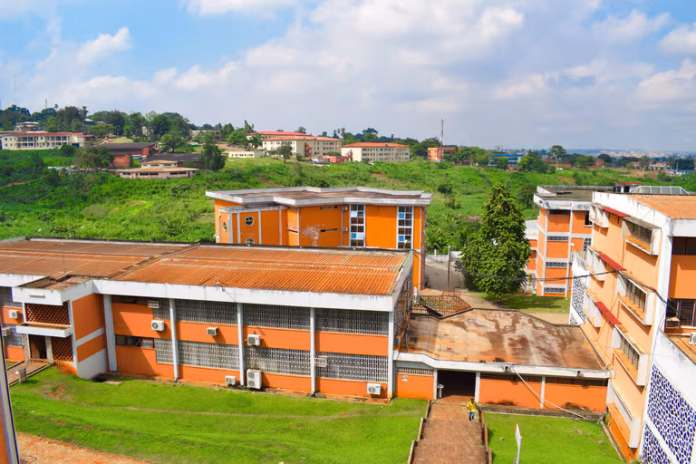 École Nationale Supérieure Polytechnique de Yaoundé (ENSPY) École Nationale Supérieure Polytechnique de Yaoundé (ENSPY)