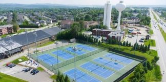 Guide des Établissements Secondaires avec Infrastructures Sportives au Cameroun Établissements Secondaires avec Infrastructures Sportives au Cameroun