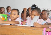 Tout savoir sur le Groupe Scolaire Bilingue Shalom à Douala Groupe Scolaire Bilingue