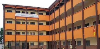Tout savoir sur le Groupe Scolaire Bilingue Le Flambeau (Yaoundé) Groupe Scolaire Bilingue Les Mareuils