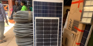 Installation de panneaux solaires au Cameroun : formation, coût, débouchés et revenus Installation de panneaux solaires au Cameroun