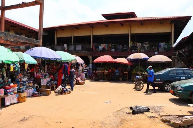 Le Marché Central de Kribi Le Marché Central de Kribi