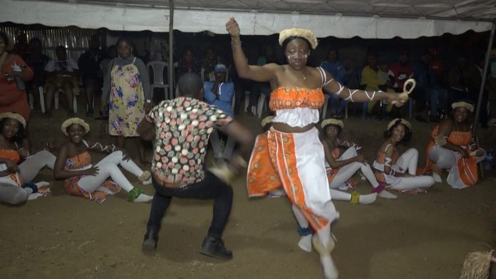 Le Mvet danse