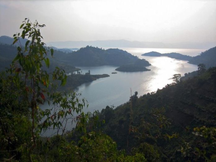 Le lac Monoun