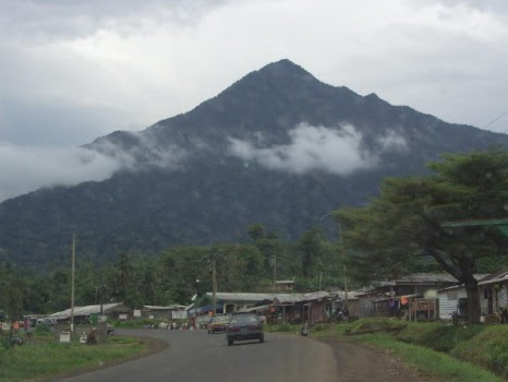 Le mont Cameroun mont-Cameroun