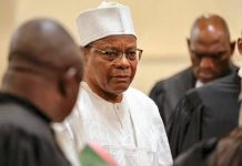 Où travailler au Cameroun avec une Licence en Science Politique ? Maurice Kamto