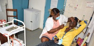 10 carrières prometteuses après un Bac D au Cameroun Médecin AU CAMEROUN