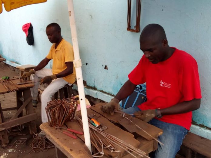 Métier de Ferrailleur au Cameroun Métier de Ferrailleur au Cameroun