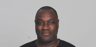 Fortune de Patrick Mboma : carrière, revenus et patrimoine Patrick Mboma