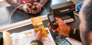 Quel commerce choisir à Bonabéri avec 150 000 FCFA ? Vente de crédit téléphonique et Mobile Money.