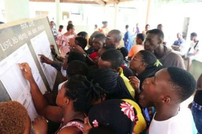 après un Bac A5 au Cameroun