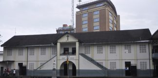 Tout savoir sur l’École Catholique Saint Jean Bosco à Yaoundé l'École Catholique Saint Jean Bosco à Yaoundé