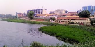 Paul Biya autorise 4,1 milliards de FCFA de prêts pour relancer le chantier du lac municipal de Yaoundé lac municipal de Yaoundé