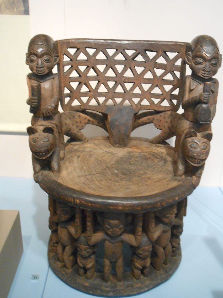 sièges royaux au Cameroun